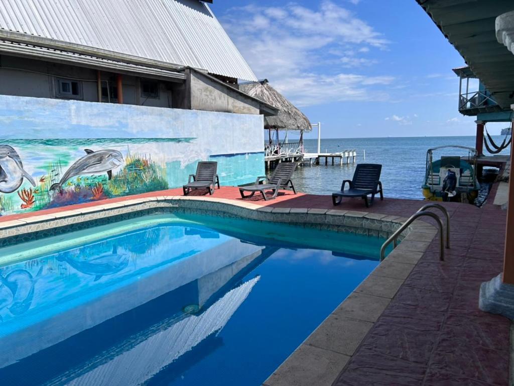 Hotel El Delfin Livingston Ngoại thất bức ảnh